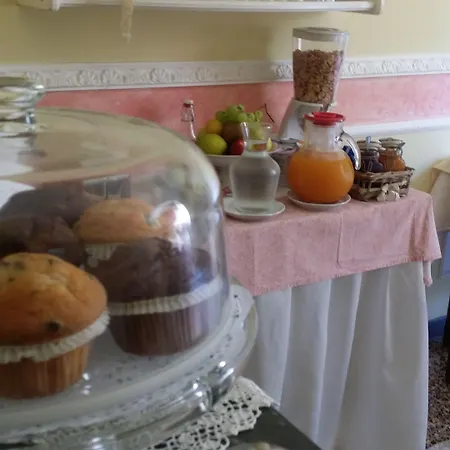 Cà Del Vescovo Alojamento de Acomodação e Pequeno-almoço Imperia
