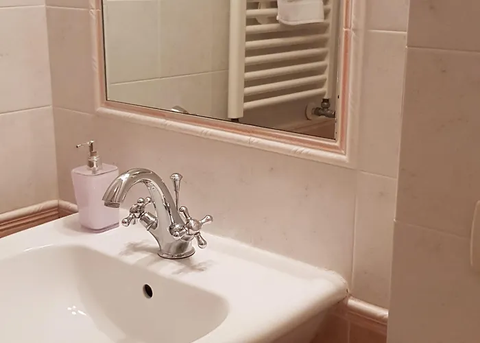 Ca Del Vescovo 3* Imperia